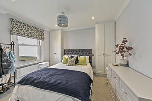 Bedroom- click for photo gallery